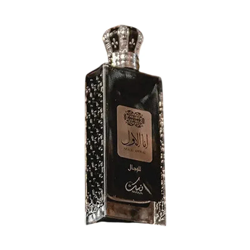 Flacon de parfum noir élégant avec bouchon argenté orné et détails calligraphiques