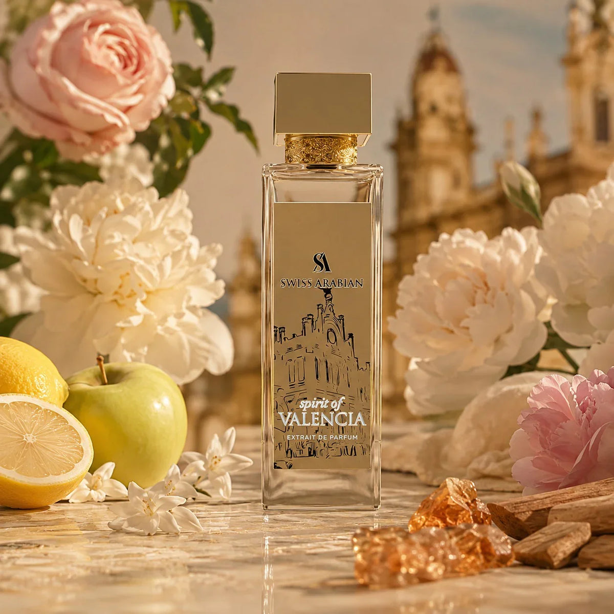 ARVOLA_SHOWCASE — Spirit of Valencia Swiss Arabian, photo artistique (citron, bergamote, pomme, rose, jasmin, gardenia, pivoine, ambre, bois de santal, musc)
