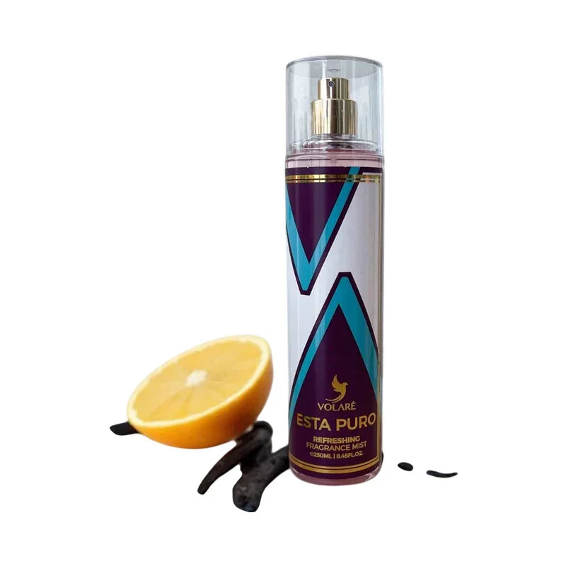 Brume parfumée rafraîchissante Esta Puro avec une tranche d'orange et des gousses de vanille.