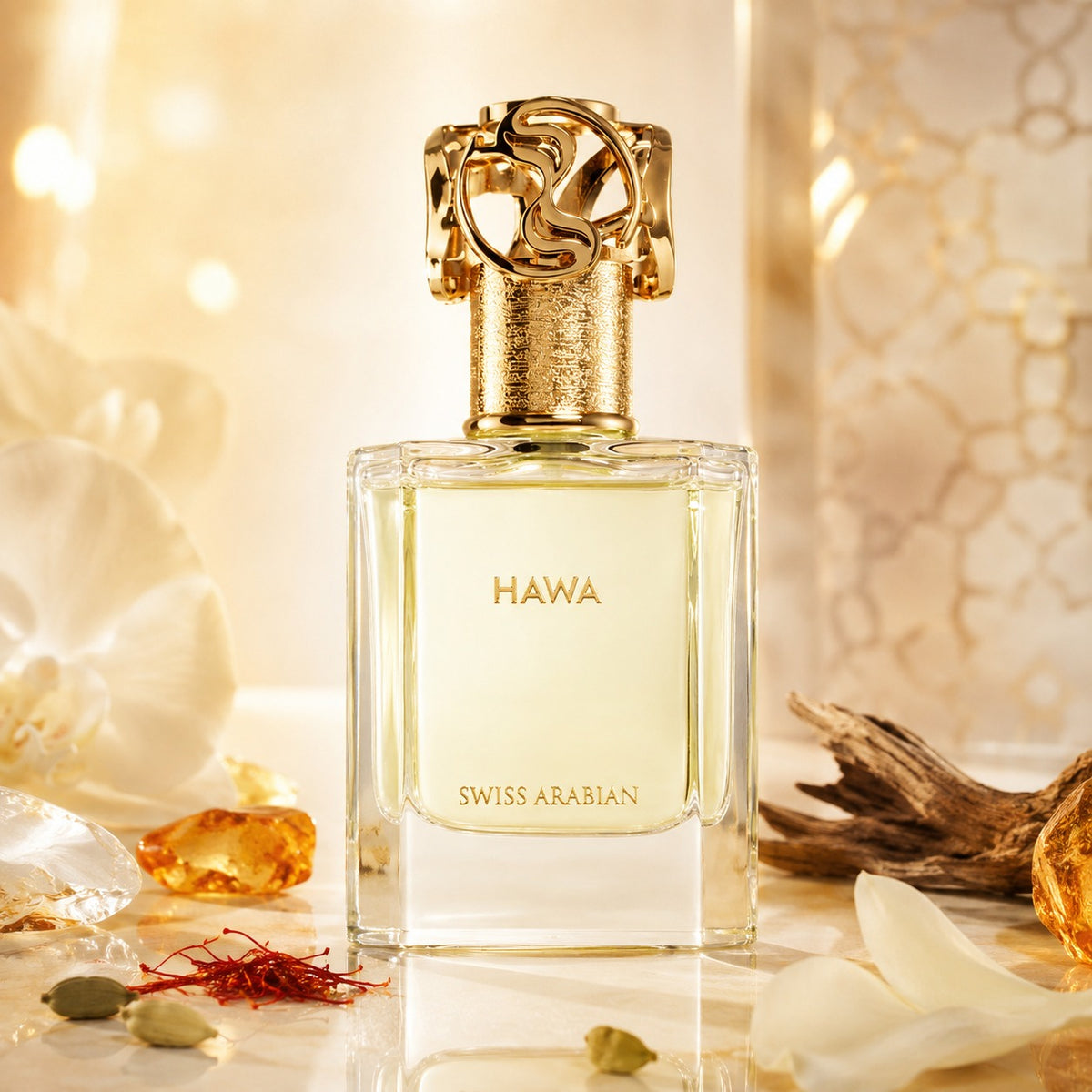 ARVOLA_SHOWCASE — Hawa, photo artistique (fragrance qui capture l'essence de l'élégance et du mystère. Présenté dans un flacon de 50 ml, ce parfum est parfait pour les hommes et les femmes qui cherchent à se distinguer avec une signature olfactive unique. Ha