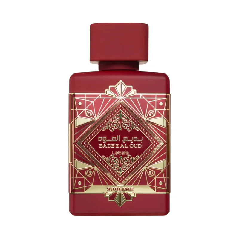 Flacon de parfum rouge Bade'e Al Oud Sublime de Lattafa avec détails dorés