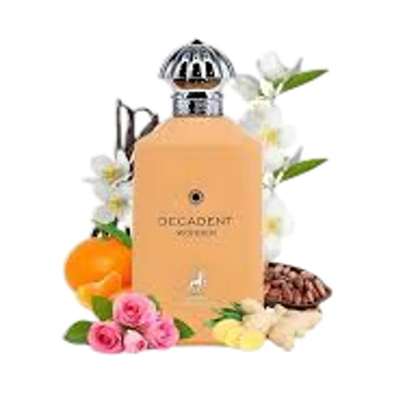 Parfum Decadent Women dans un flacon ambré entouré de fleurs blanches, d'agrumes et d'épices.
