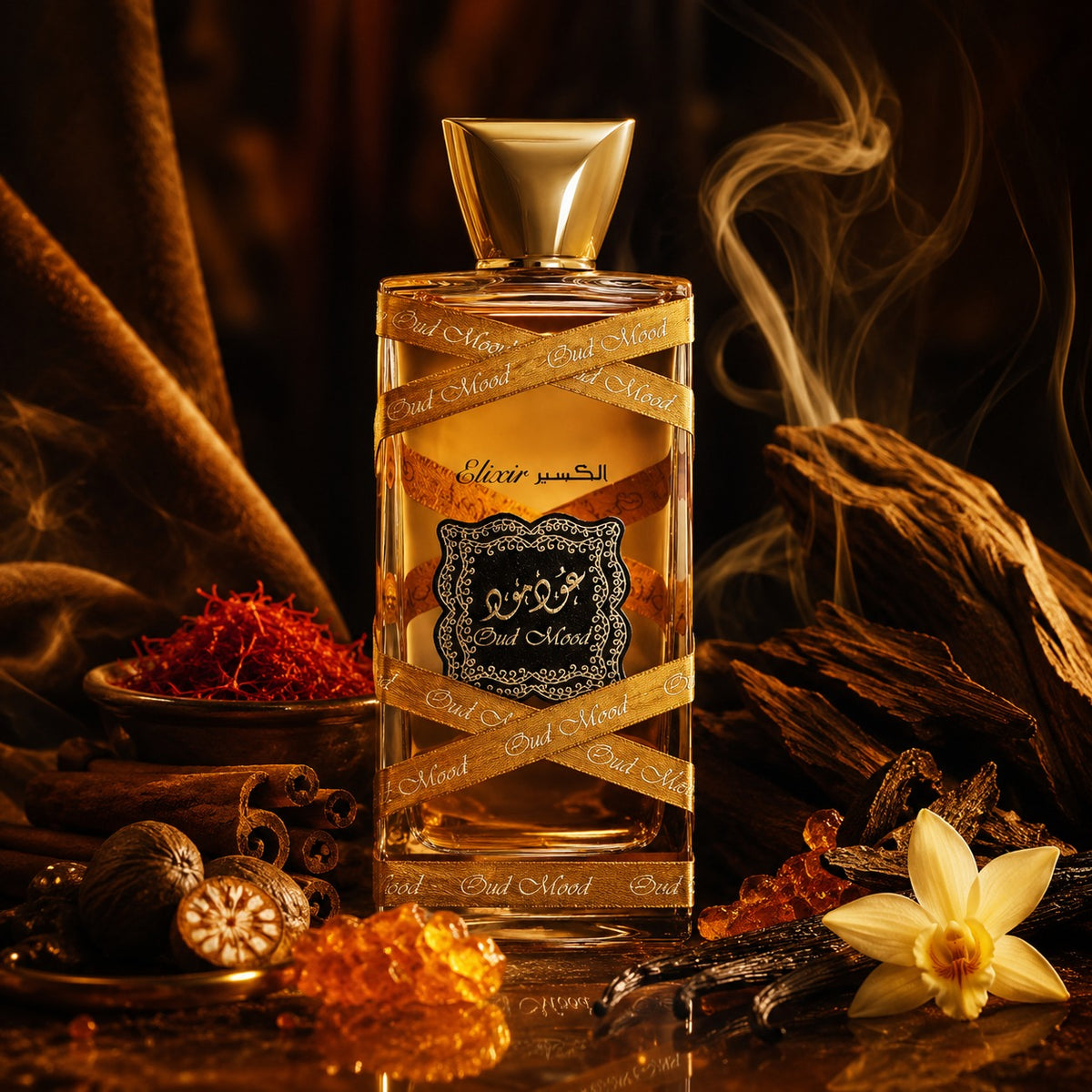 ARVOLA_SHOWCASE — Oud Mood Elixir Lattafa, photo artistique (safran, cannelle, noix de muscade, daim, fumée de bois d'agar, bois de santal, ambre, vanille)