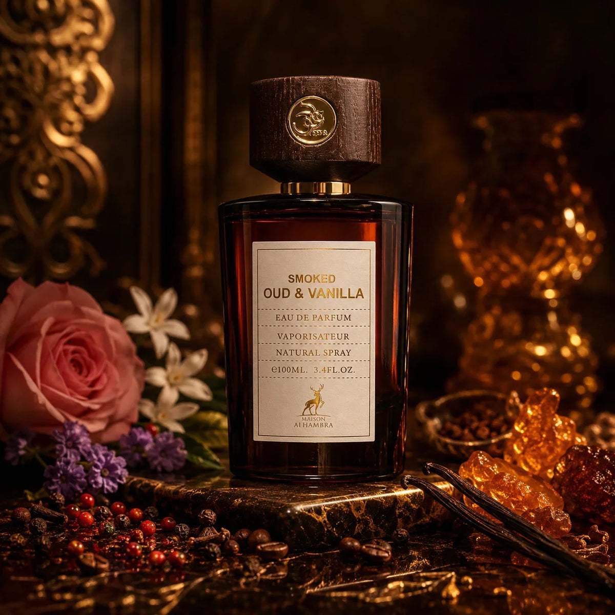 ARVOLA_SHOWCASE — Smoked Oud Vanilla Maison Alhambra, photo artistique (poivre rose, clou de girofle, cafe, rose, fleur d'oranger, heliotrope, patchouli, vanille, ambre, baume du perou, sucre)