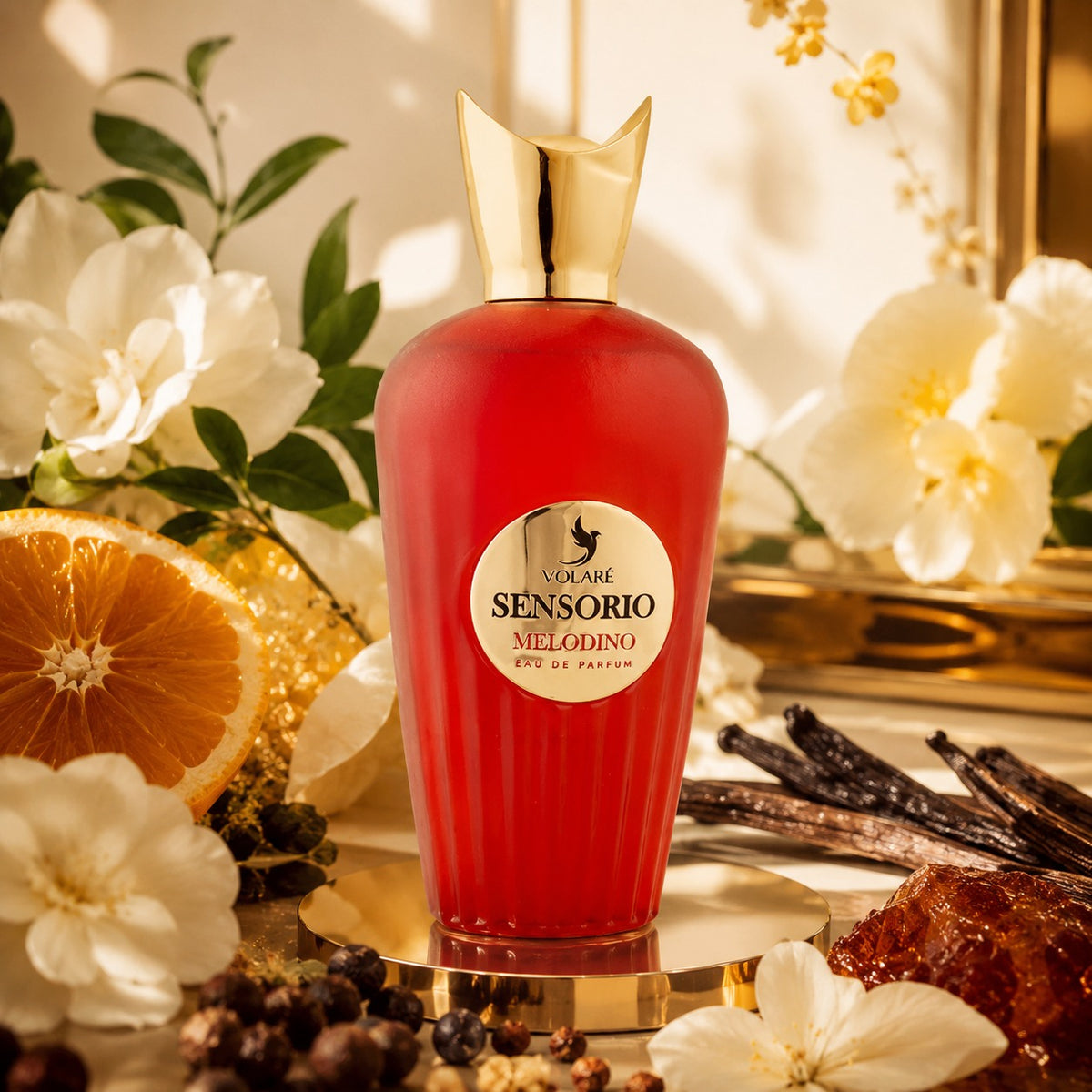 ARVOLA_SHOWCASE — Sensorio Melodino, photo artistique (fragrance captivante qui évoque une sensation de liberté et de sophistication. Présentée dans un flacon élégant de 100 ml, cette essence est idéale pour ceux qui cherchent à marquer leur quotidien d'une 